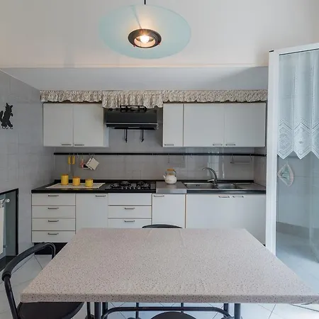 Domitilla House 아파트 피날레리구레