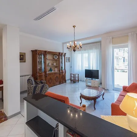 Domitilla House Appartamento