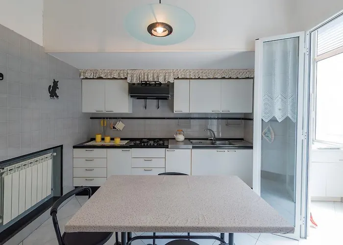 Domitilla House Apartamento Finale Ligure